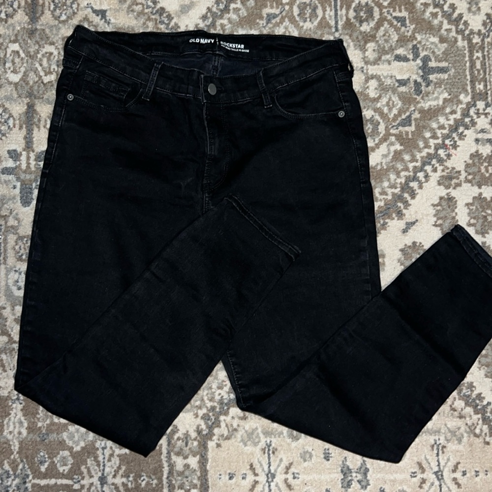 Old Navy Rockstar Mid-Rise black jeans size 16